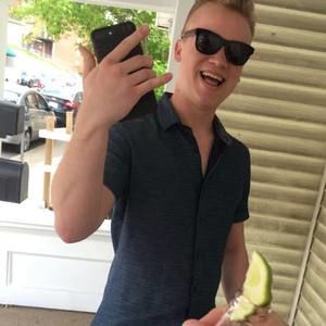 Meet your Posher, Robert